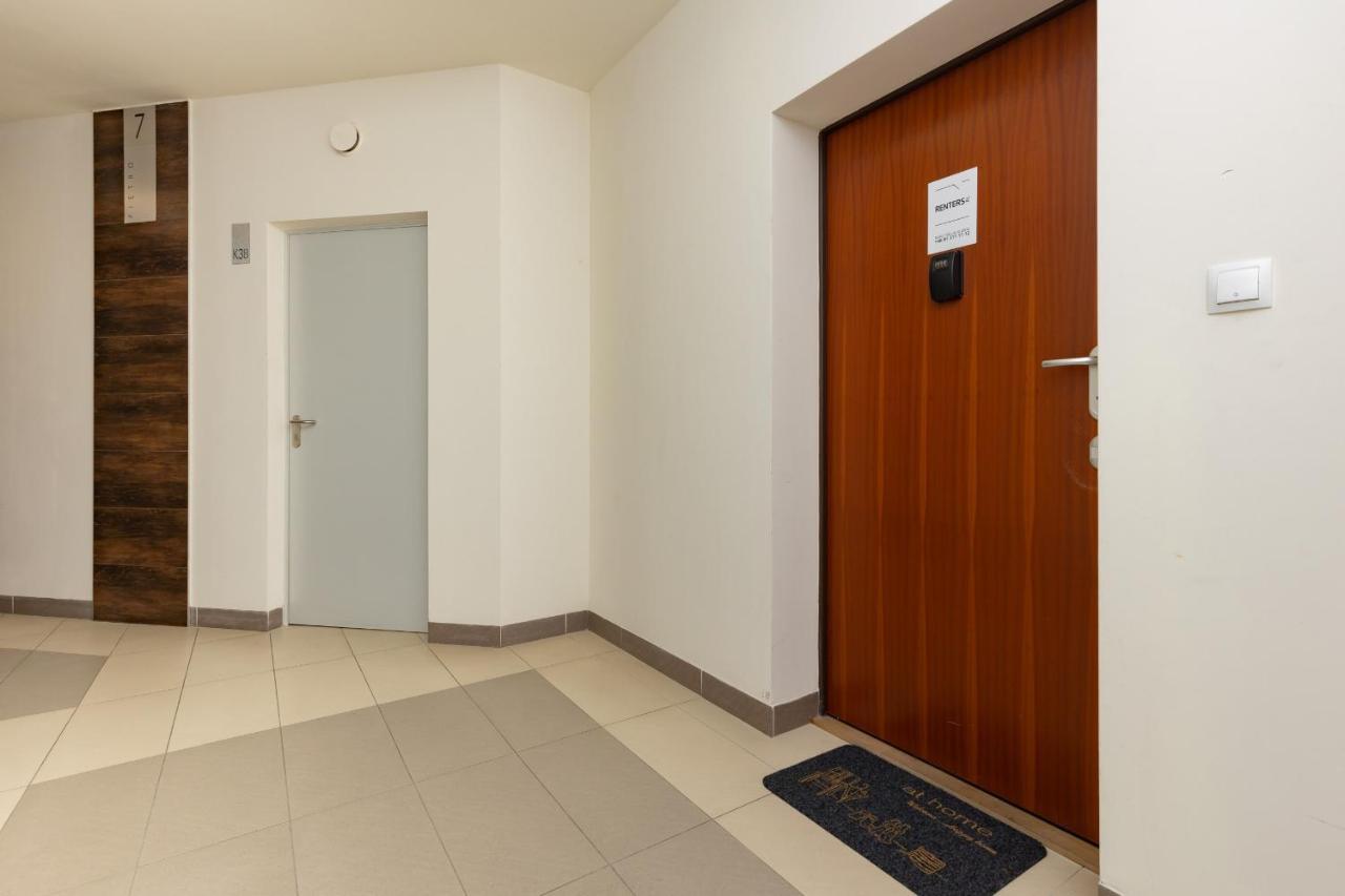Quiet Apartment Park Edwarda Szymanskiego By Noclegi Renters Varşovia Exterior foto